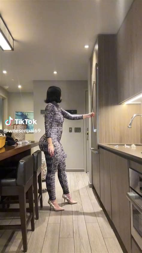 Savannahhsummerr : r/tiktokthots